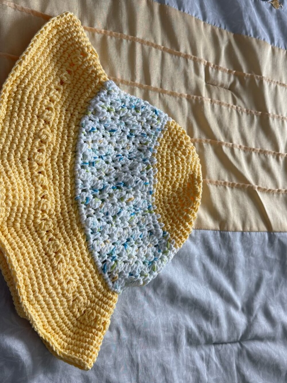 Crochet Sunhat - Picture 2 of 2